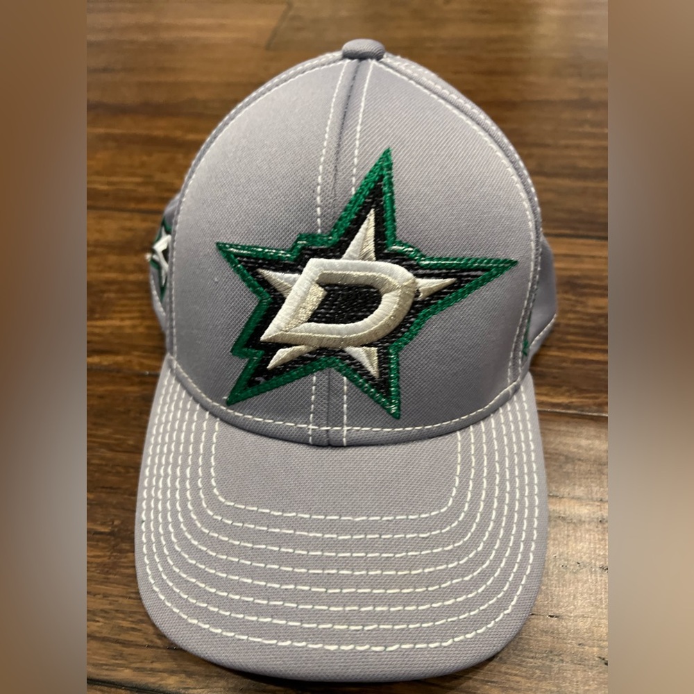 Reebok Dallas Stars Fan Cap | Iconic "D" Logo | Center Ice Collection L|XL